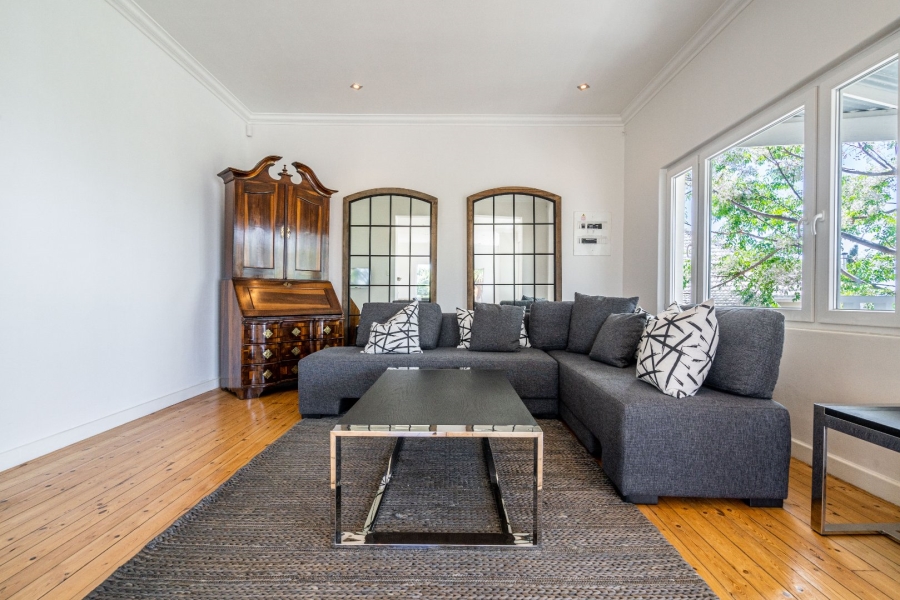 To Let 1 Bedroom Property for Rent in Green Point Western Cape